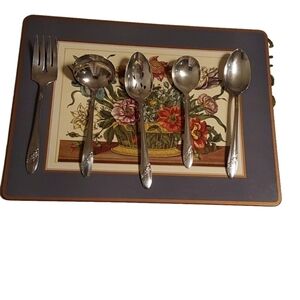 OÑEIDA  VINTAGE QUEEN BESS 1946‎ COMMUNITY TUDOR PLATE SILVAWARE  5 PIECES
